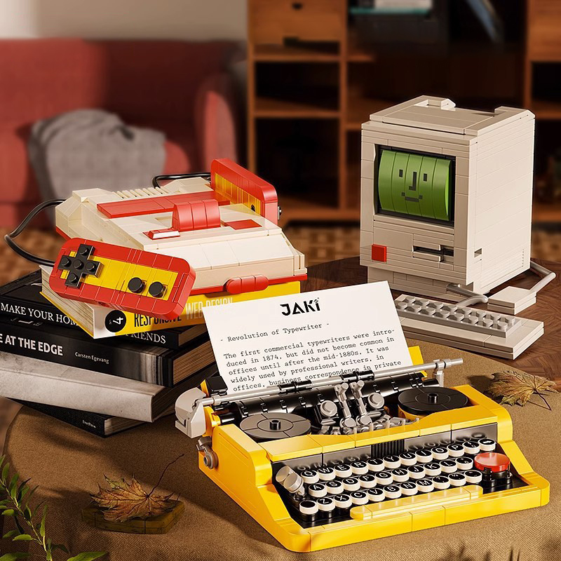 Creative Retro Electronic Type - Gaming Console Lego recension och pris